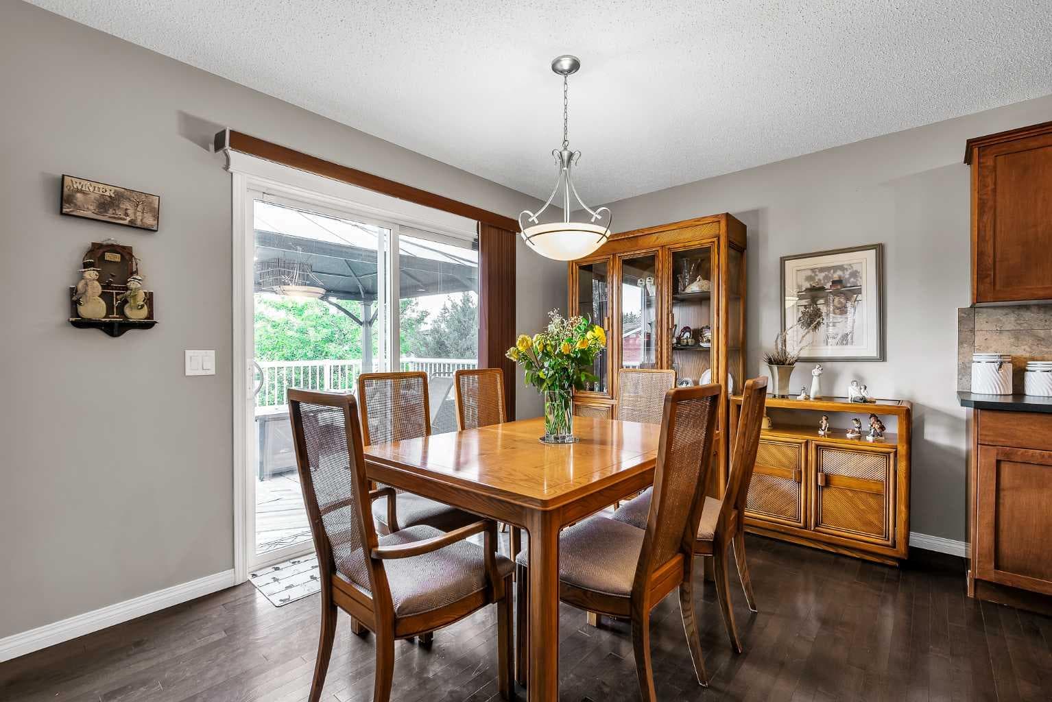 128 Reunion Mews NW