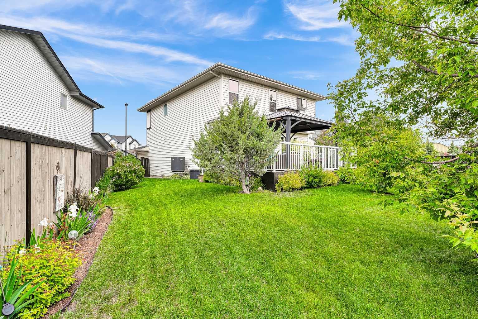 128 Reunion Mews NW