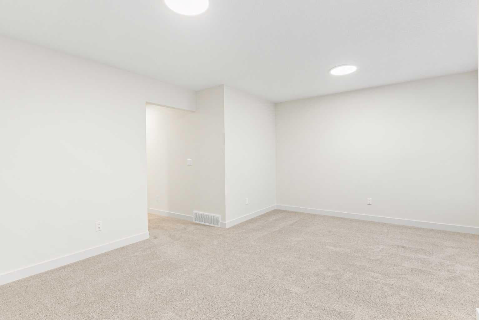 43 Belvedere Point SE