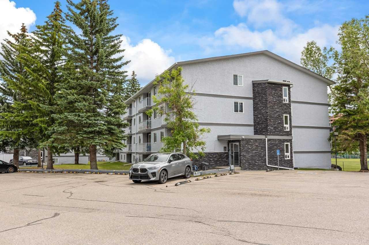303D, 5601 Dalton Drive NW