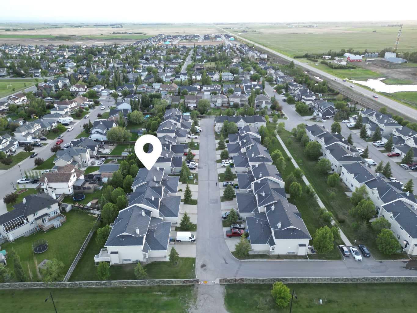 43 Arbours Circle NW