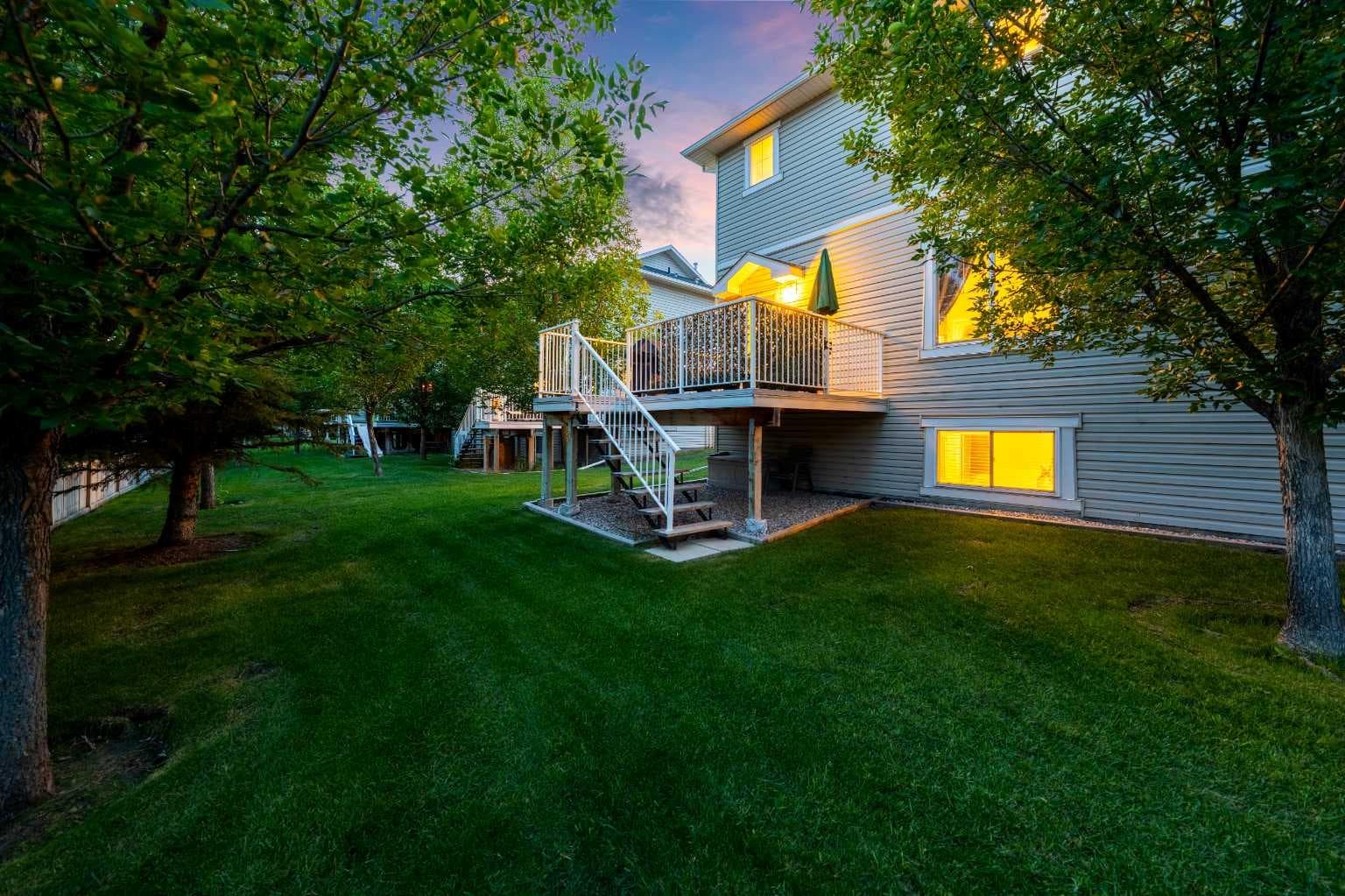 43 Arbours Circle NW