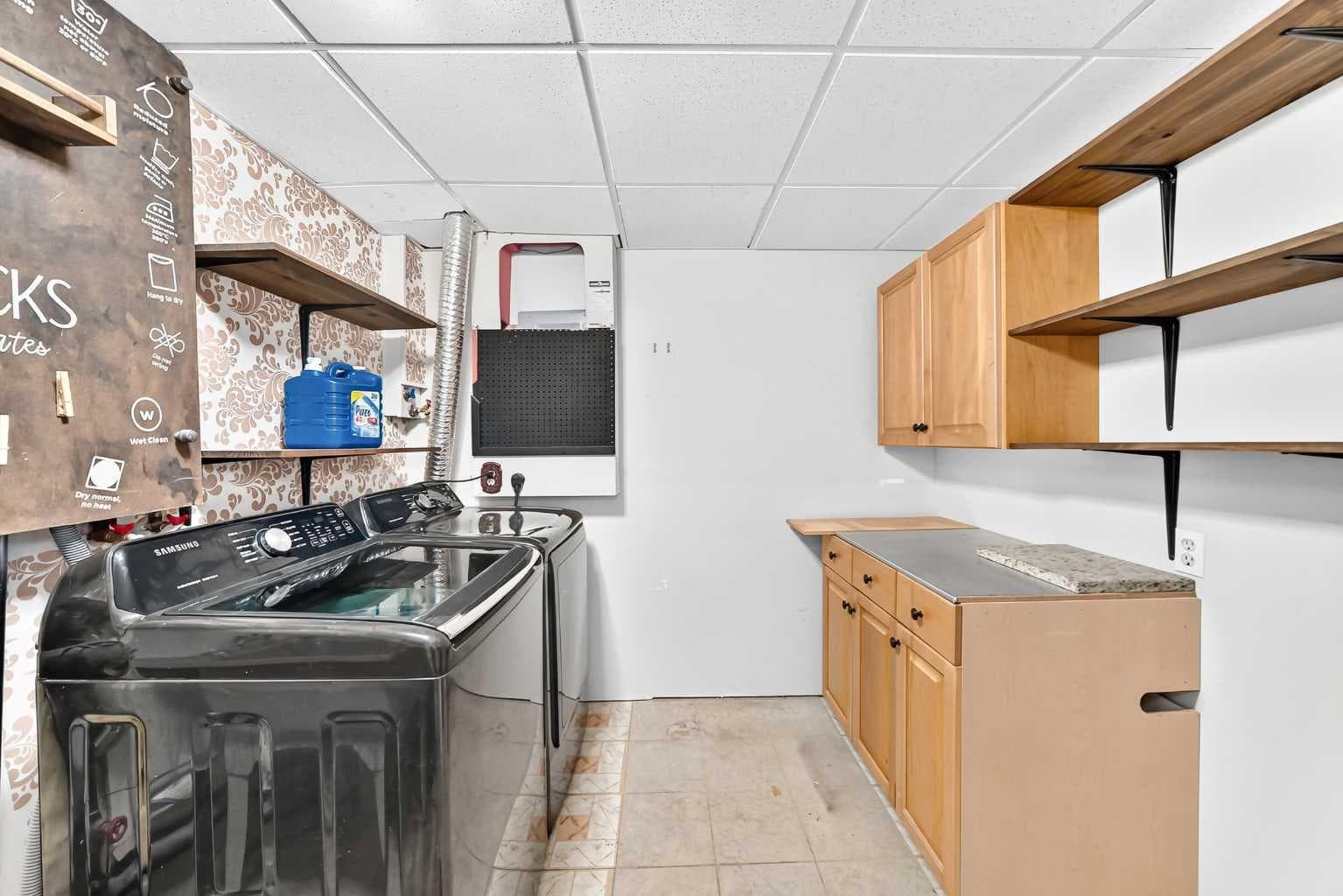 515, 500 Allen Street SE