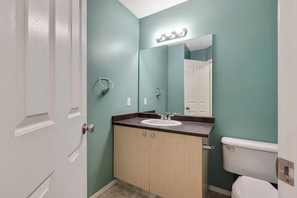 155 Citadel Meadow Gardens NW