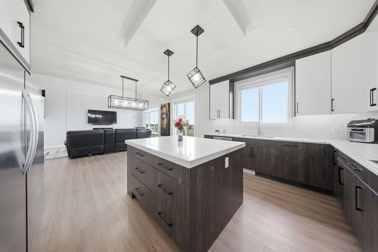 82 Waterford Crescent 