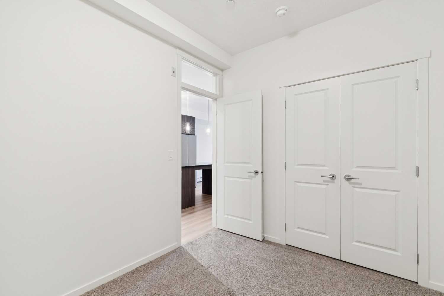 2206, 740 Legacy Village Road SE