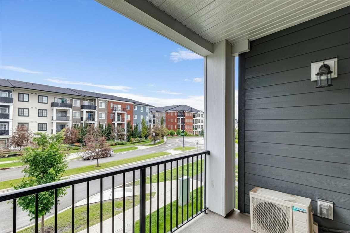 2206, 740 Legacy Village Road SE