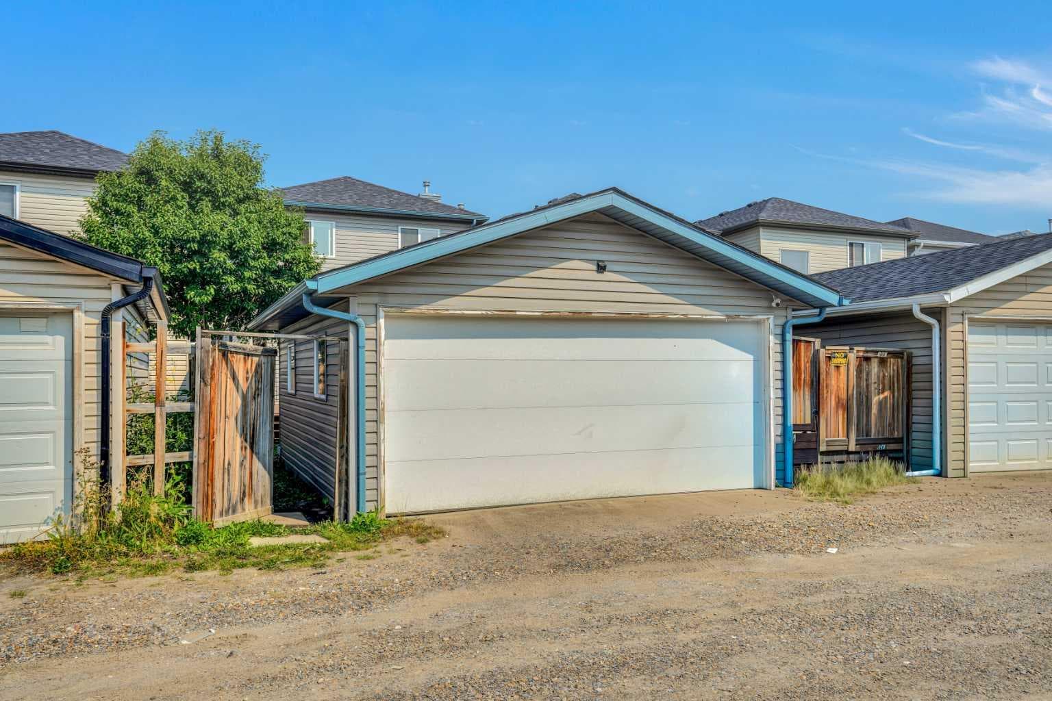 156 Saddlecrest Place NE