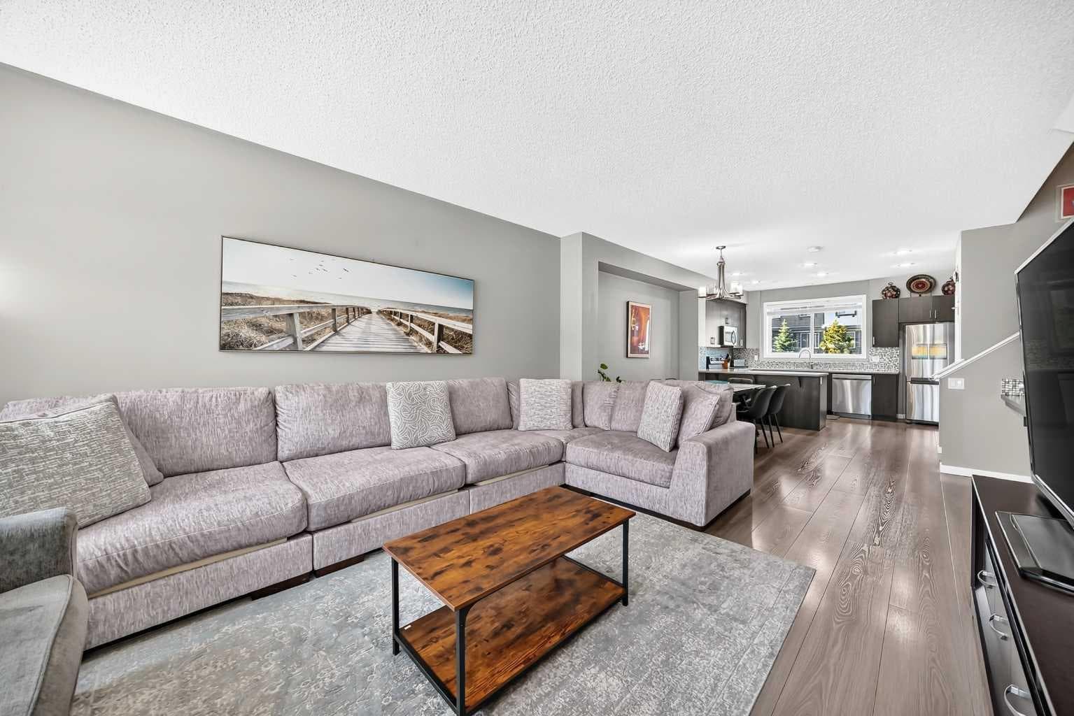 4016 New Brighton Grove SE