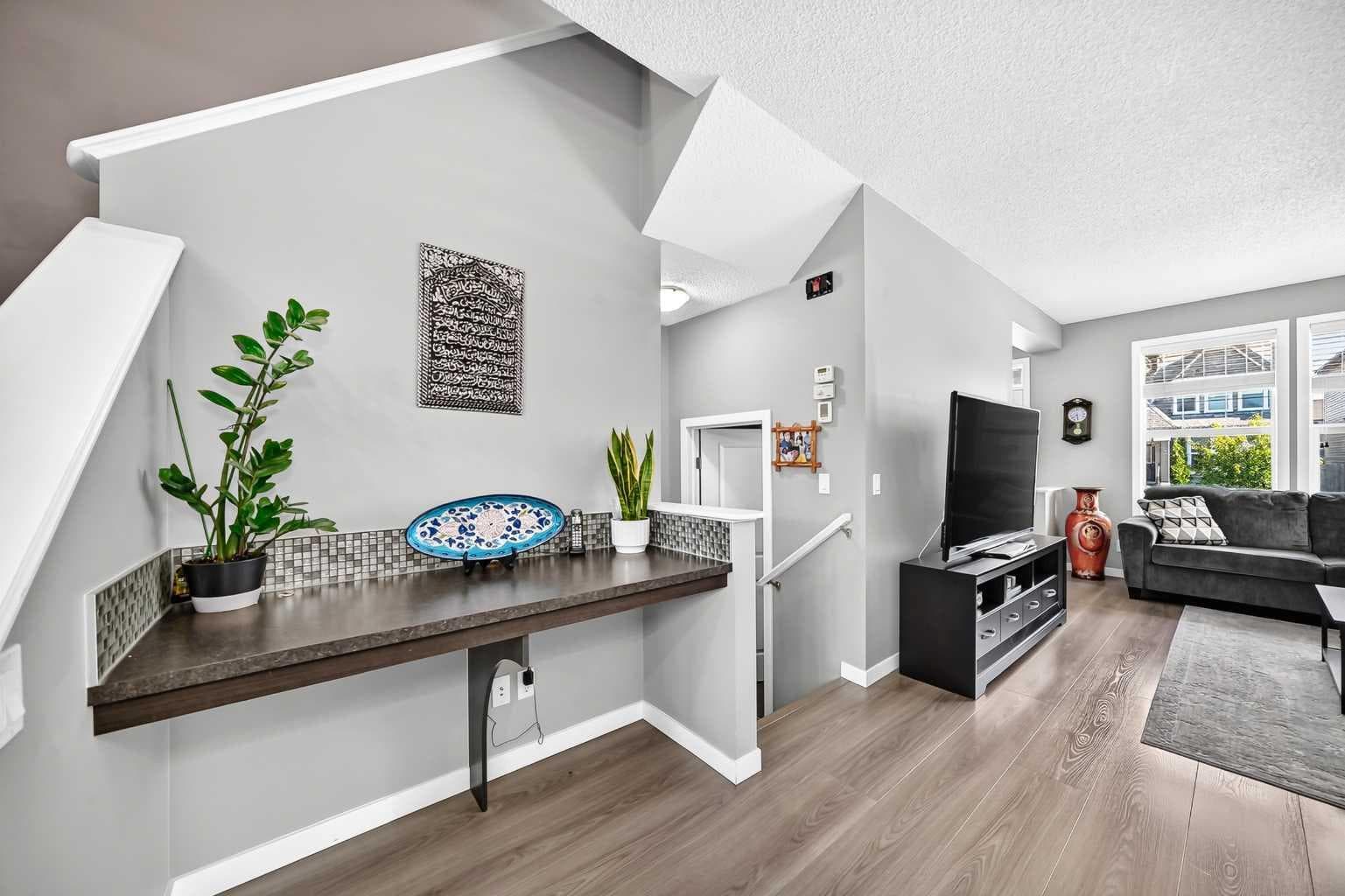 4016 New Brighton Grove SE