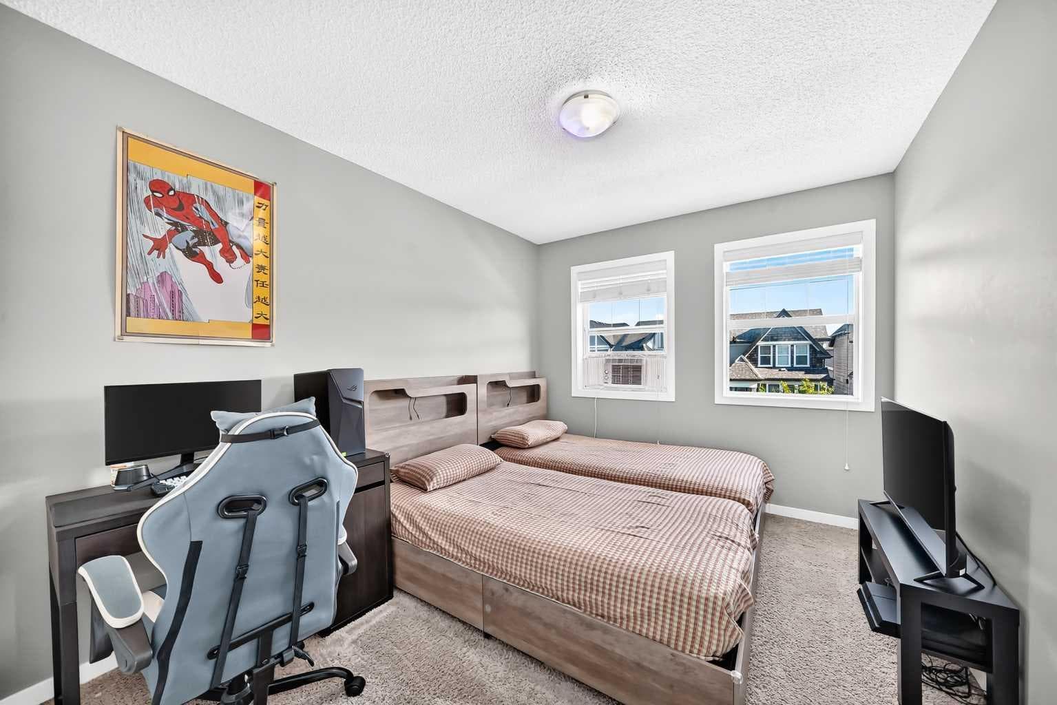 4016 New Brighton Grove SE