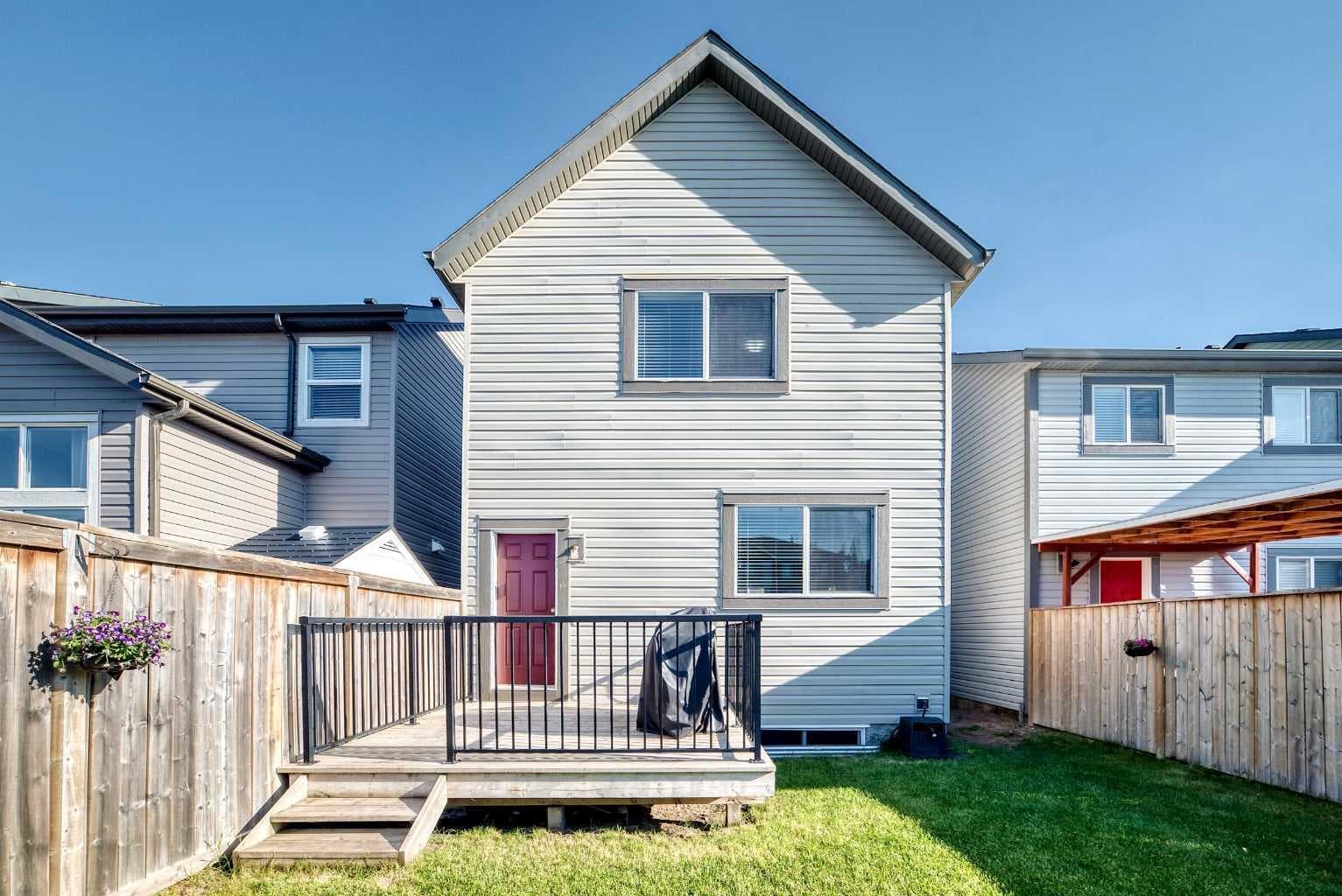 4016 New Brighton Grove SE