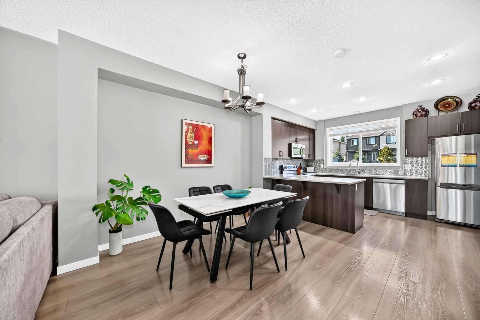 4016 New Brighton Grove SE
