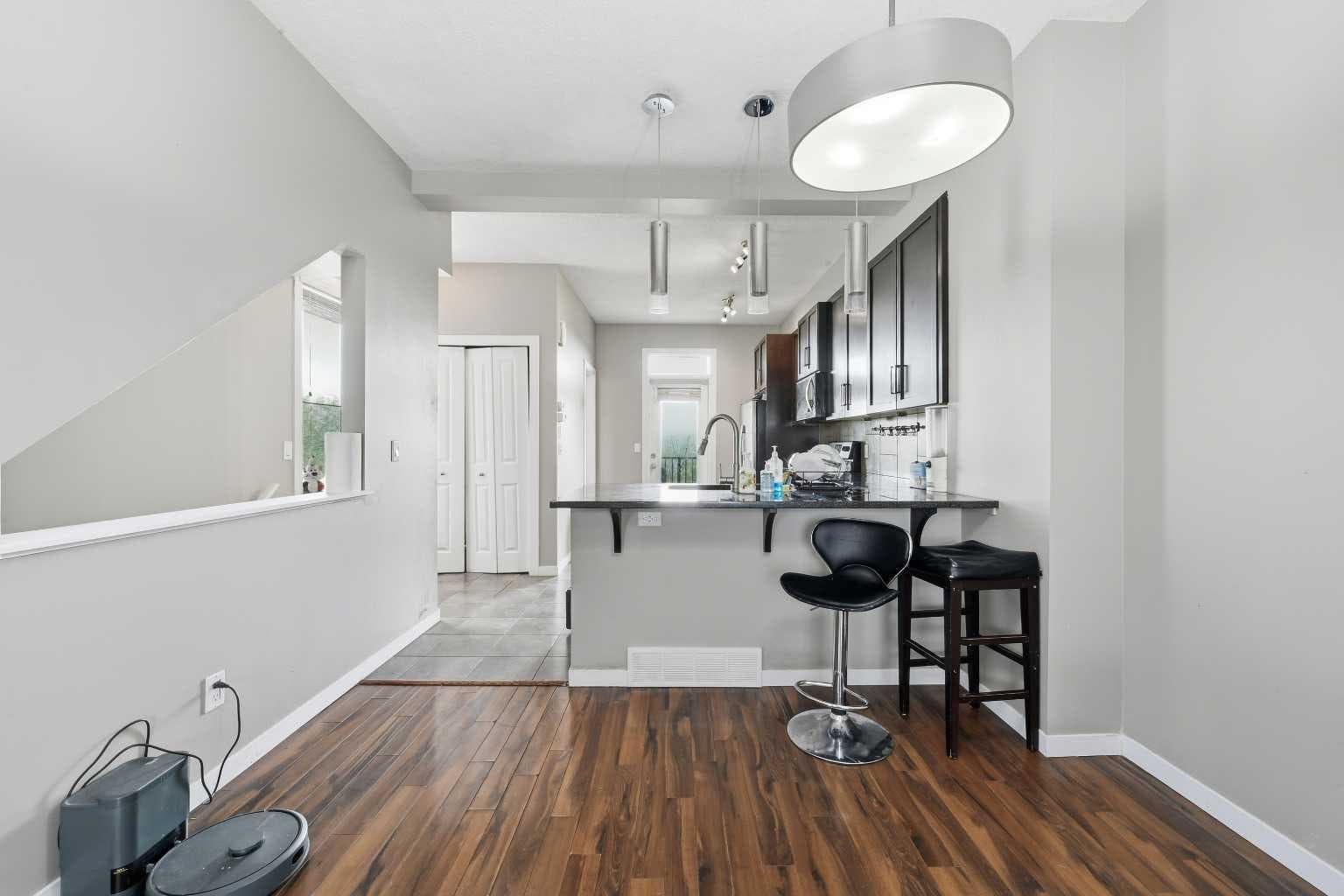 28 New Brighton Point SE