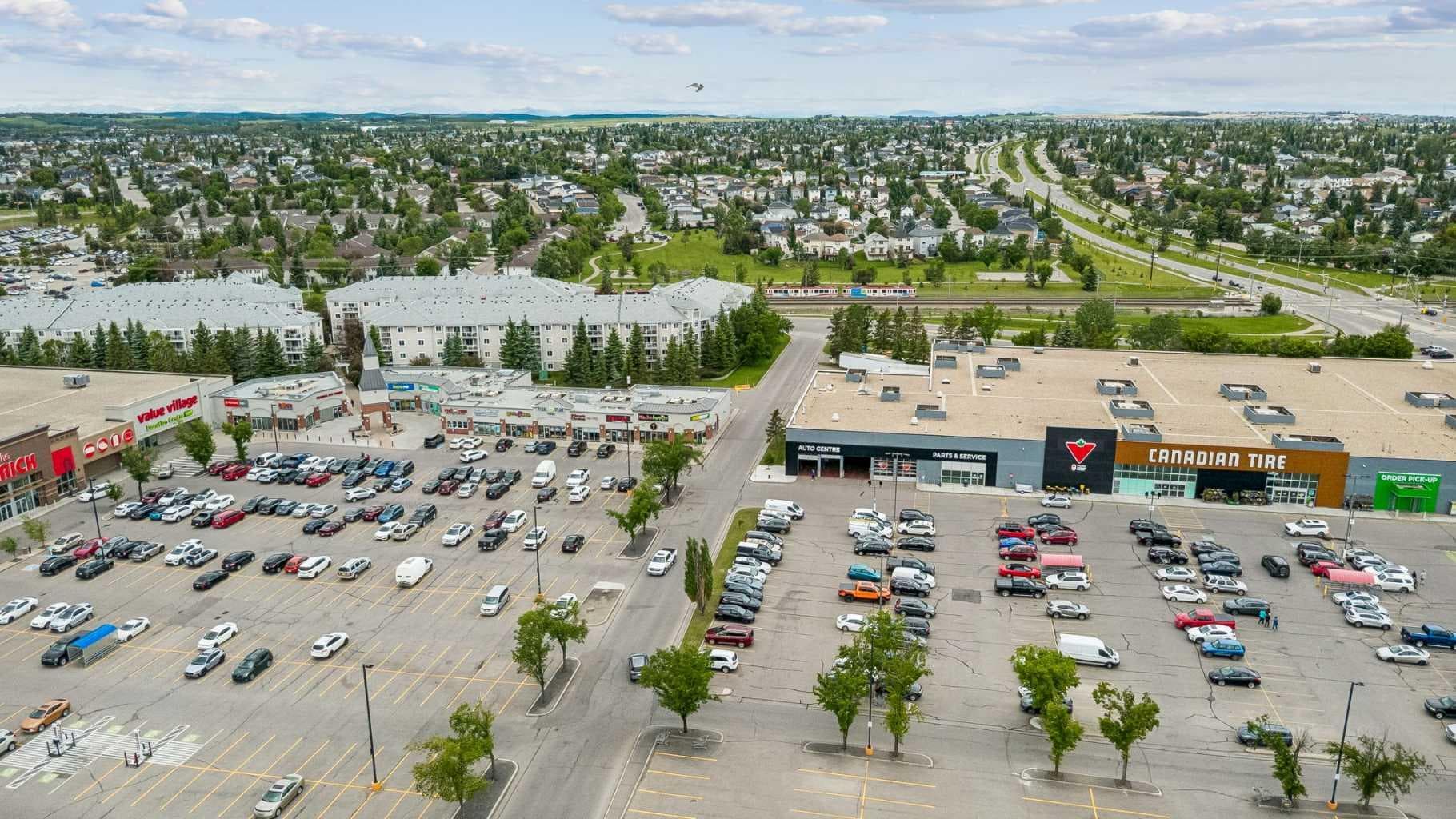 413, 260 Shawville Way SE