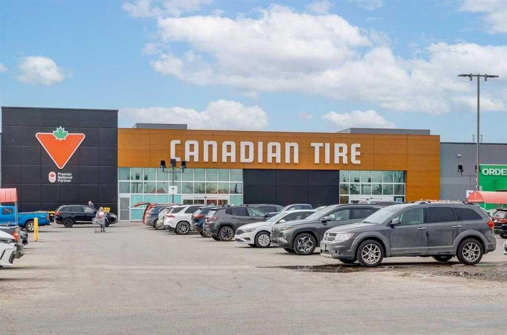413, 260 Shawville Way SE