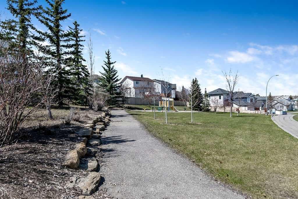 113 Harvest Oak Rise NE