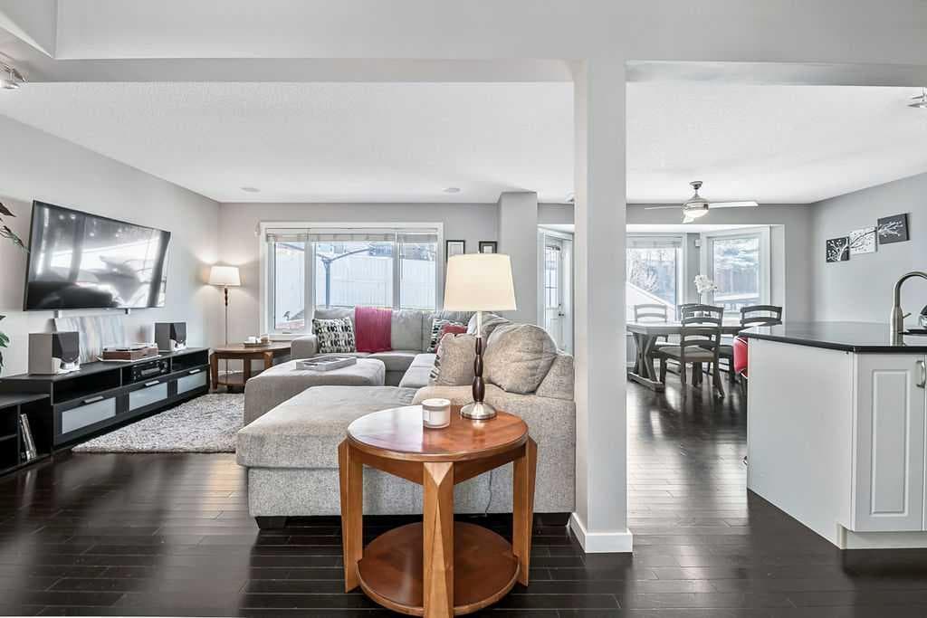 113 Harvest Oak Rise NE