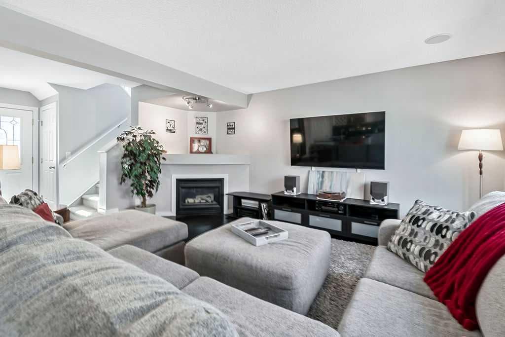 113 Harvest Oak Rise NE