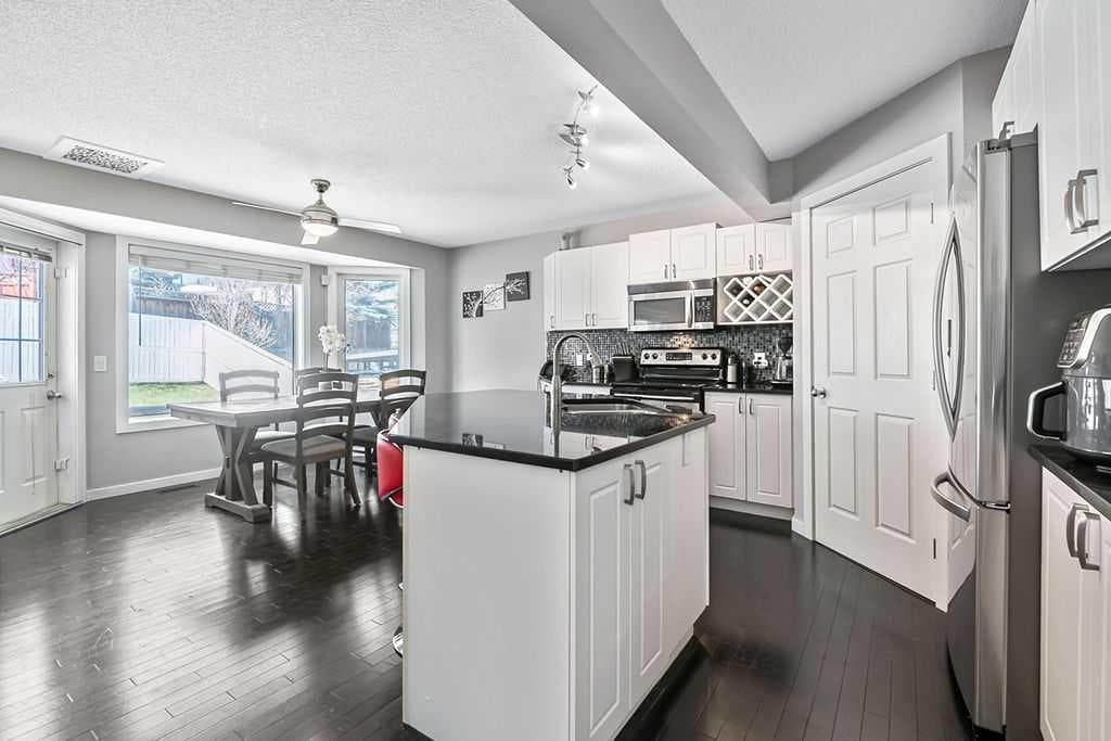 113 Harvest Oak Rise NE