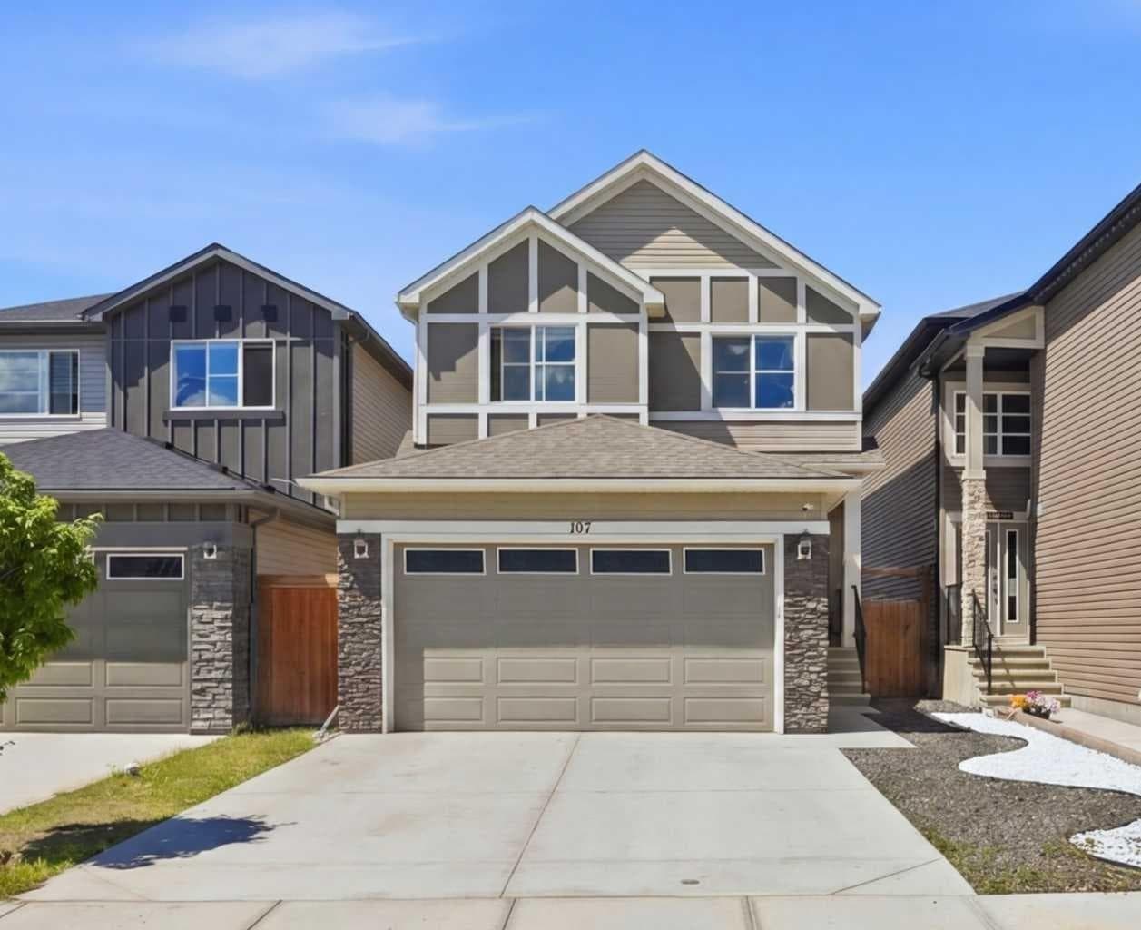 107 Savanna Way NE