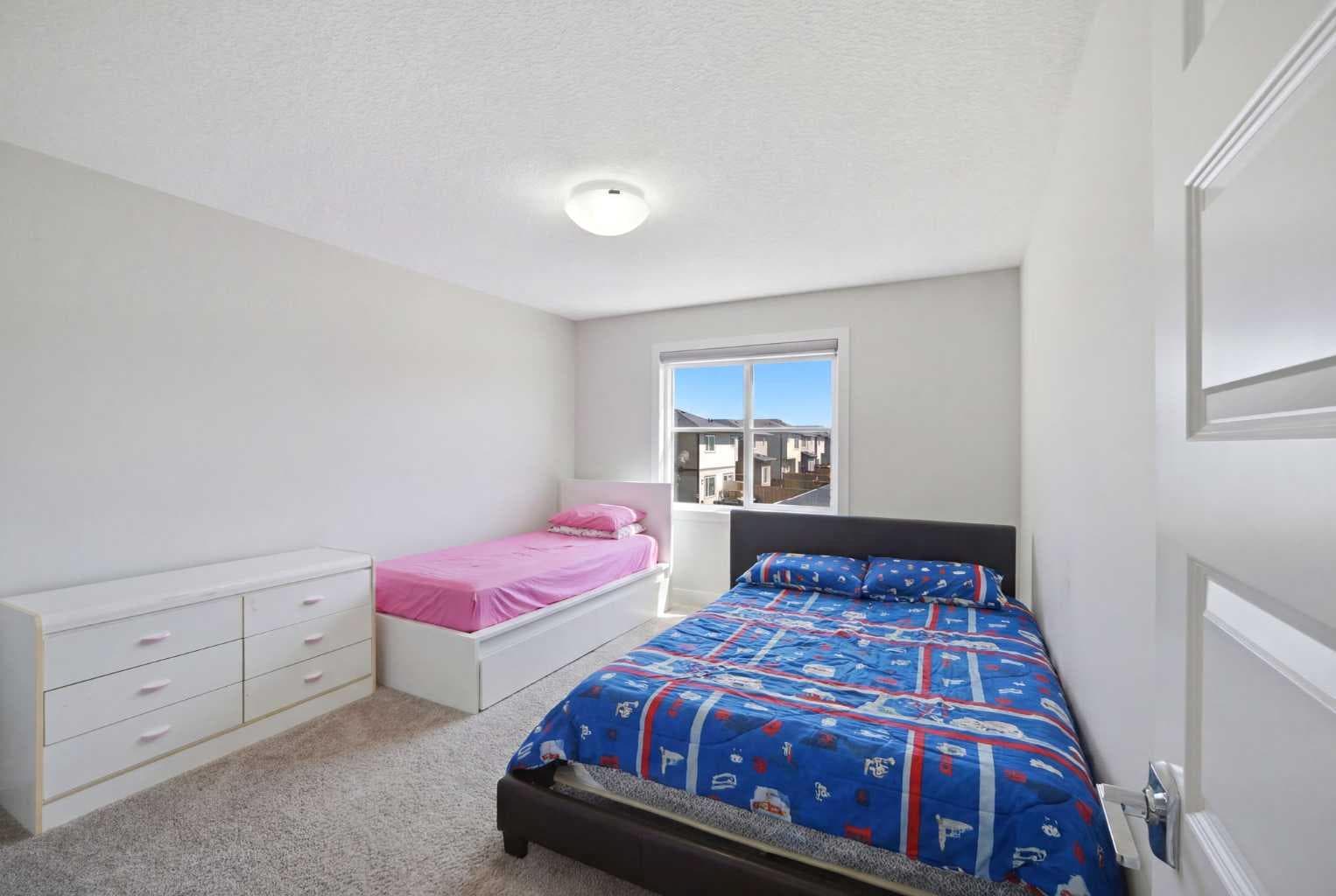 107 Savanna Way NE