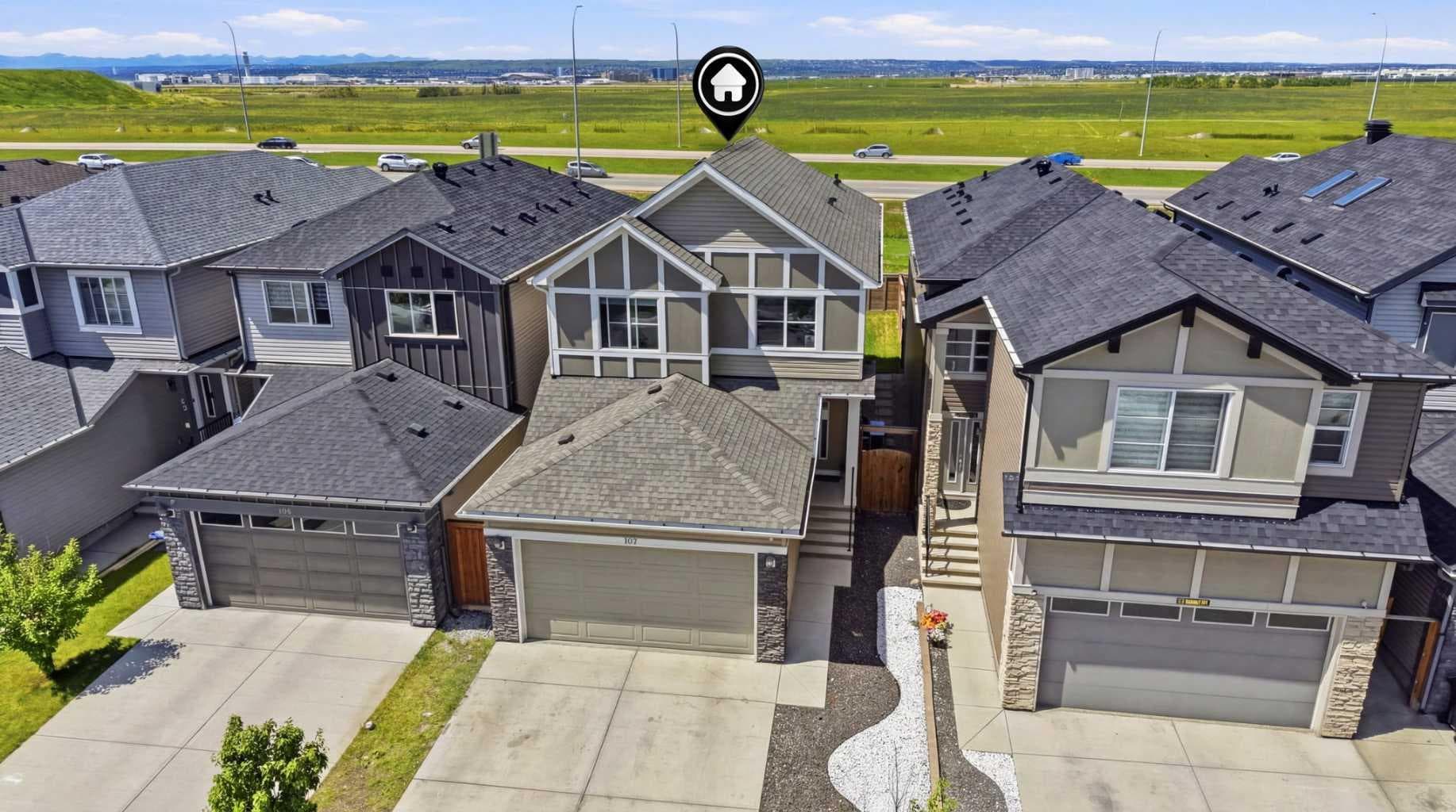 107 Savanna Way NE