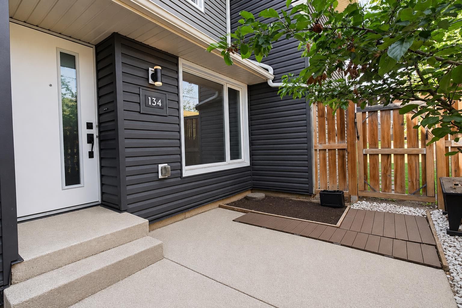 134, 48 Glamis Green SW