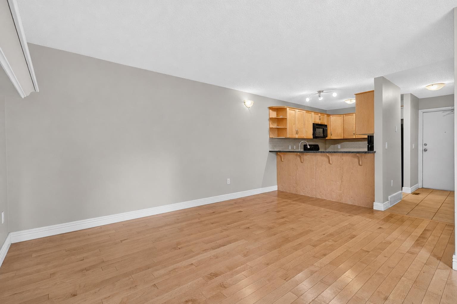 134, 48 Glamis Green SW