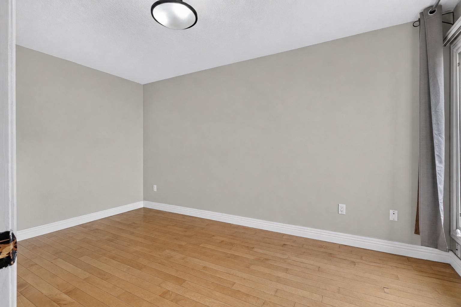 134, 48 Glamis Green SW