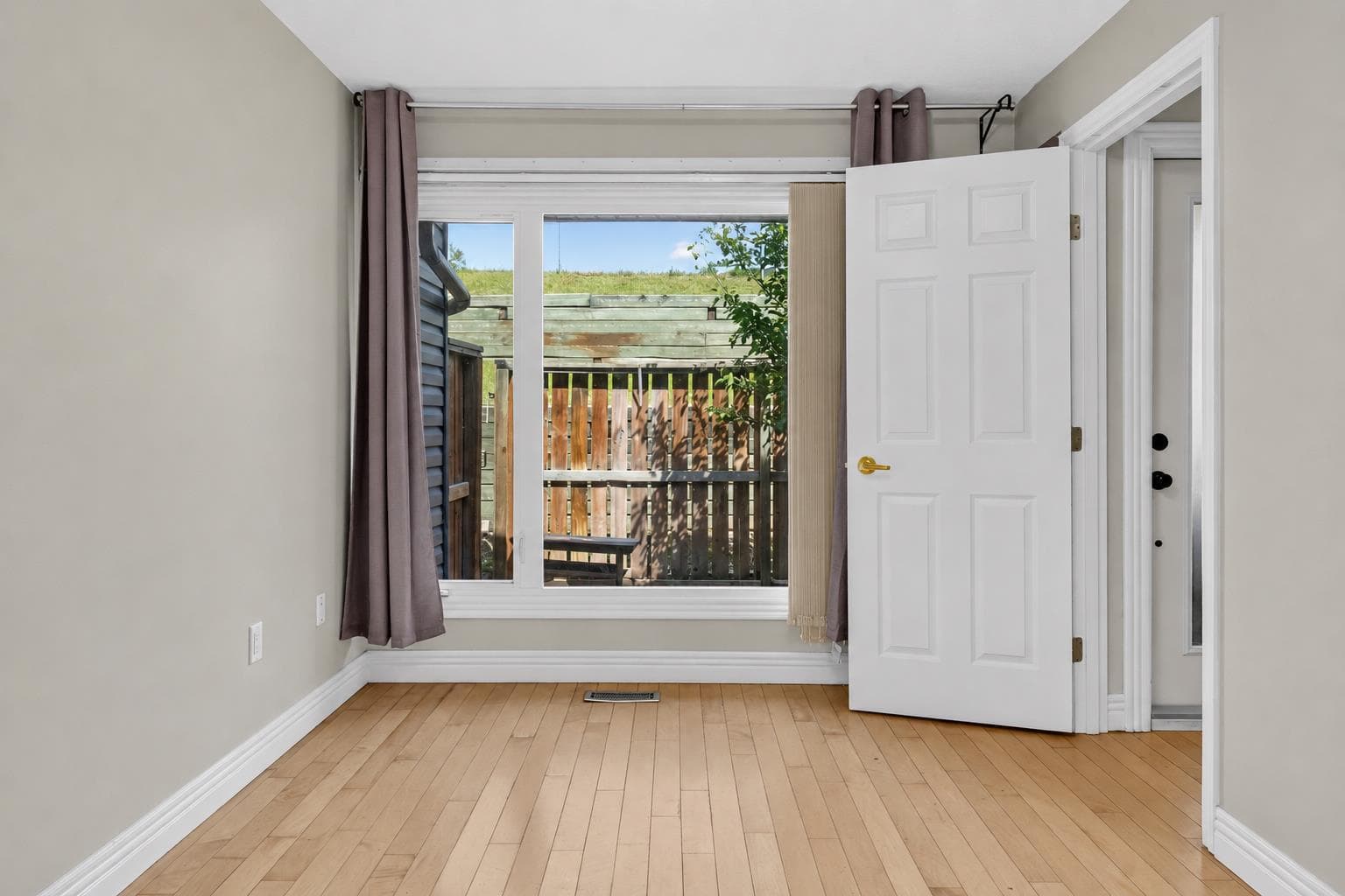 134, 48 Glamis Green SW