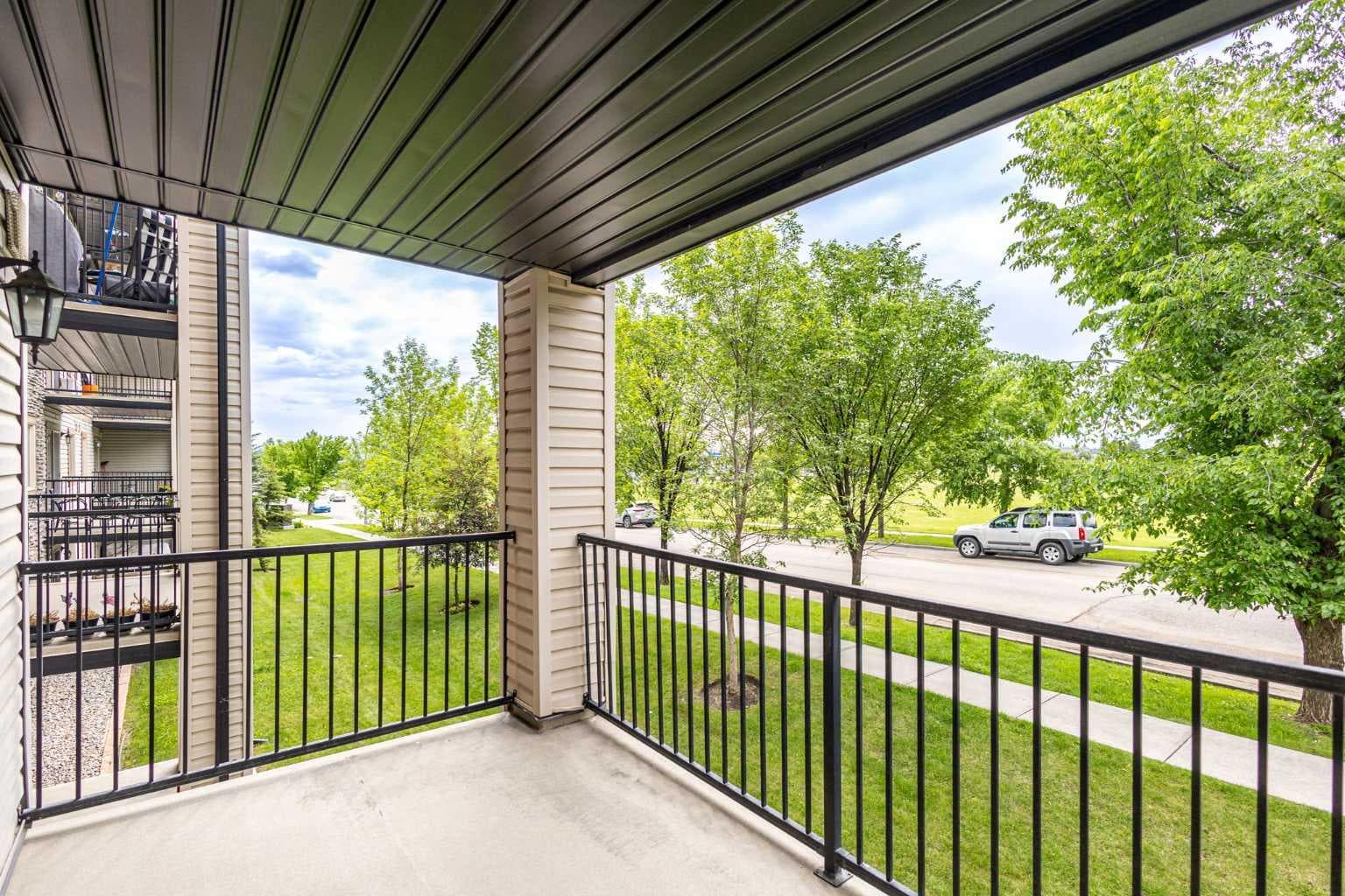 1223, 8 Bridlecrest Drive SW