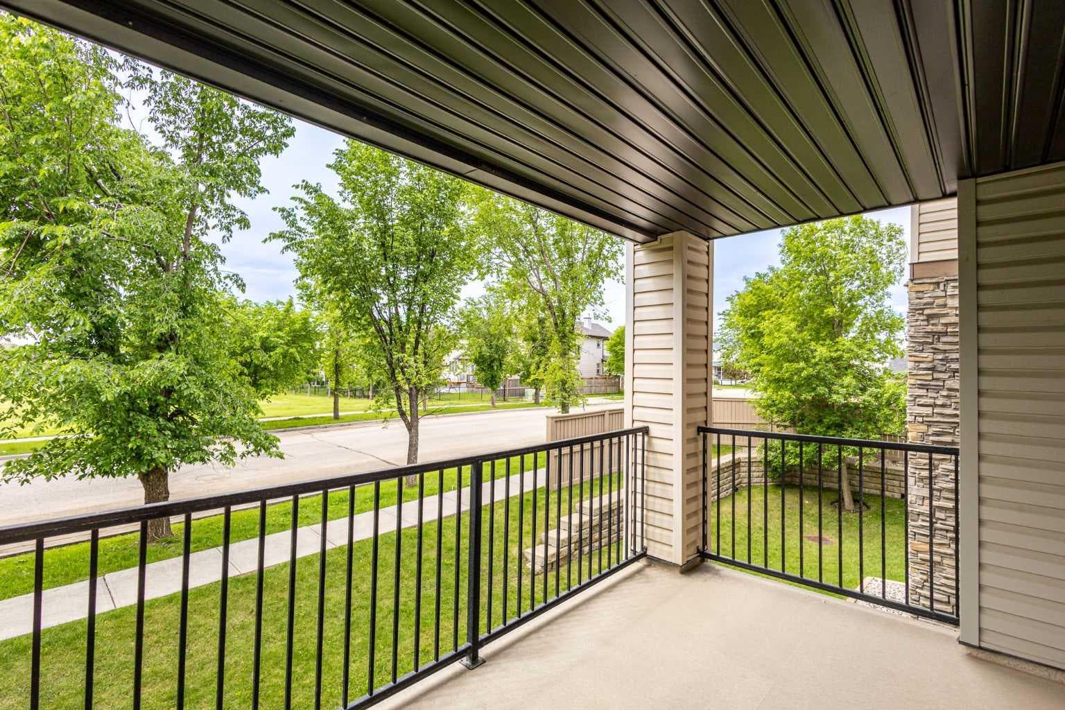 1223, 8 Bridlecrest Drive SW