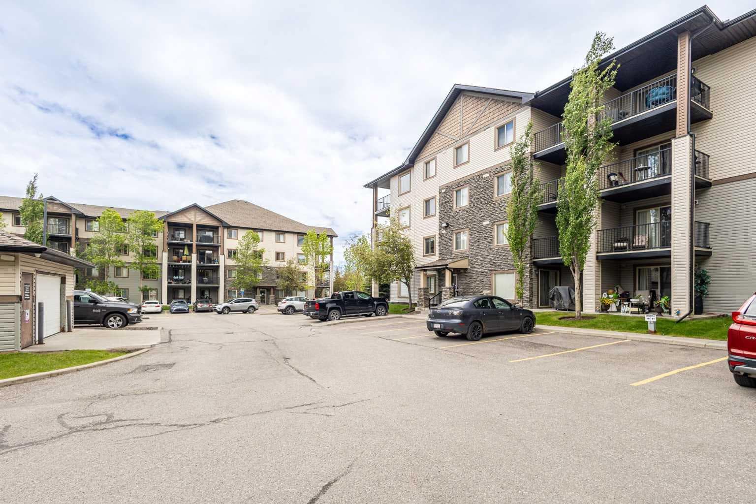 1223, 8 Bridlecrest Drive SW