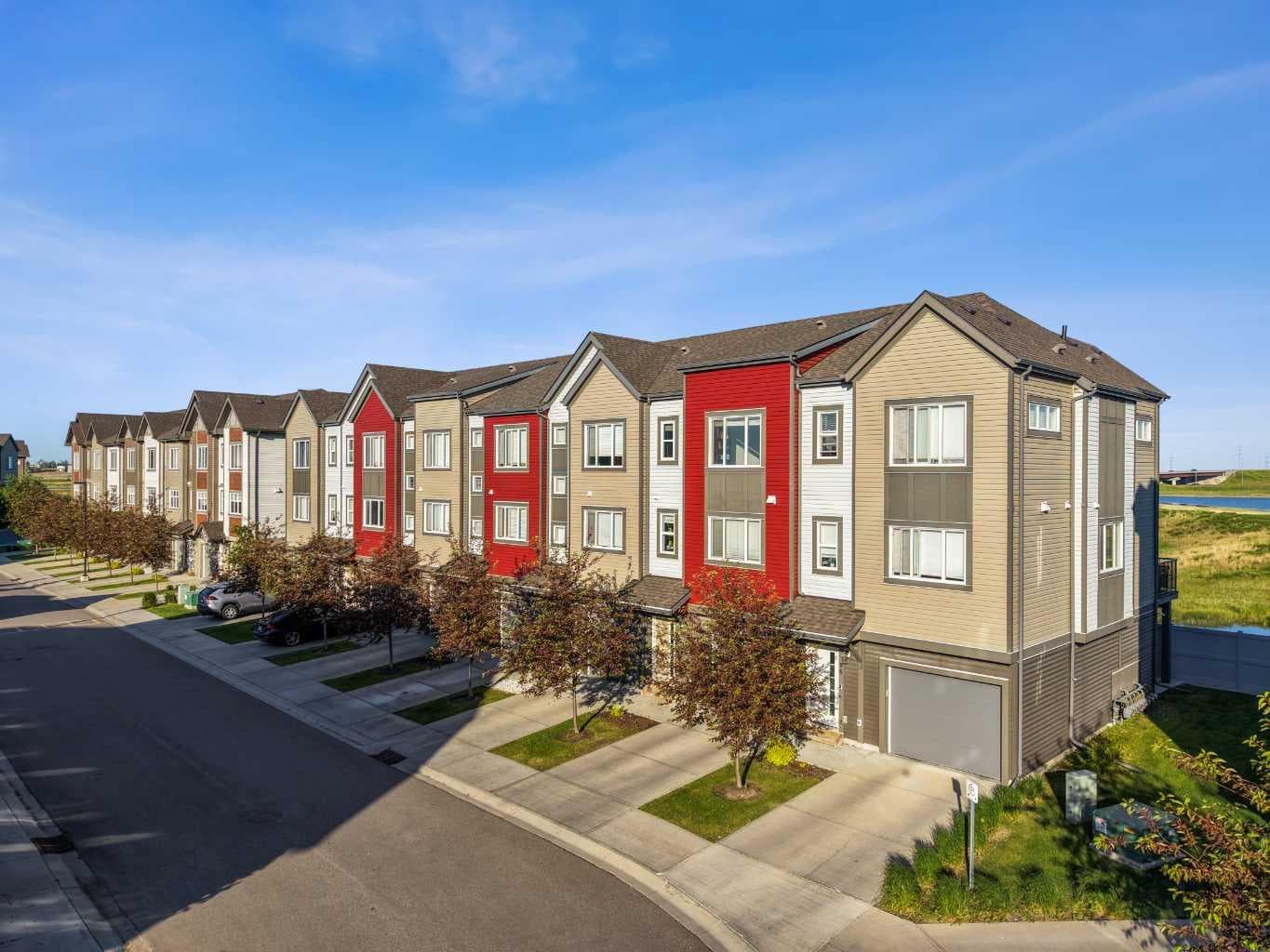 98 Copperstone Villas SE