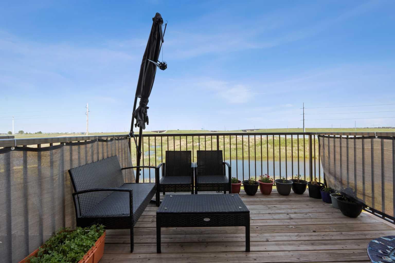 98 Copperstone Villas SE