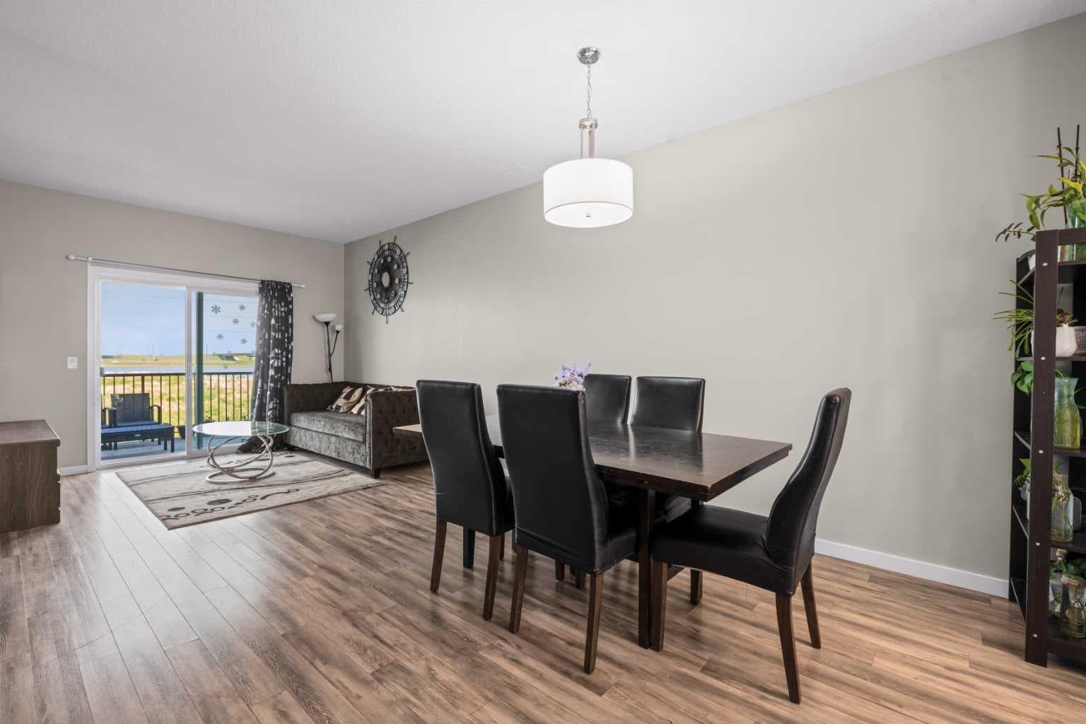 98 Copperstone Villas SE