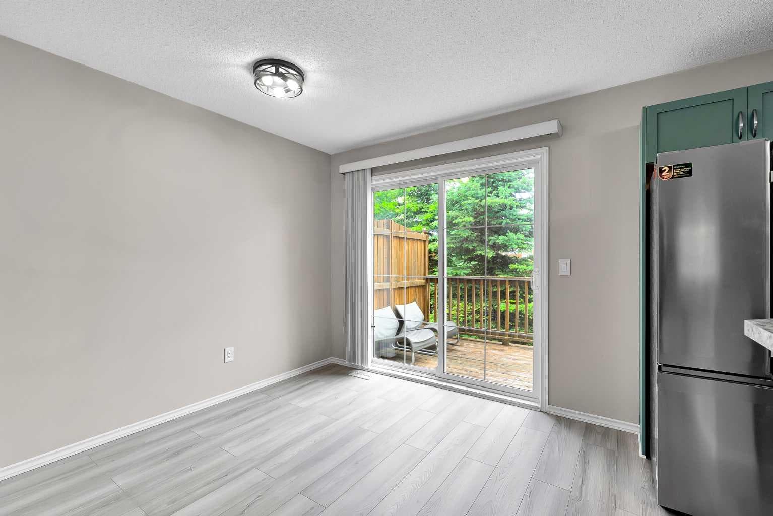 86 Country Village Gate NE