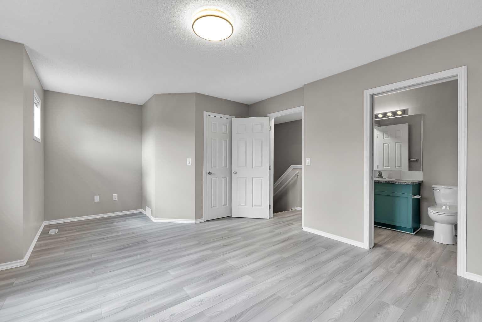 86 Country Village Gate NE