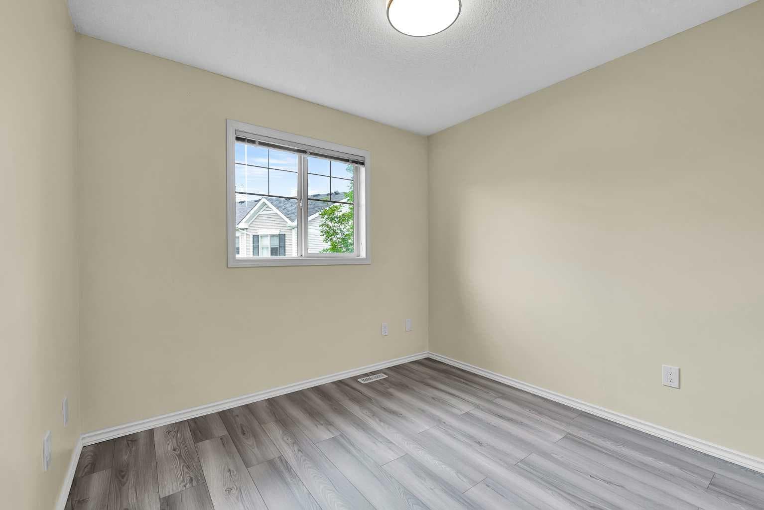 86 Country Village Gate NE