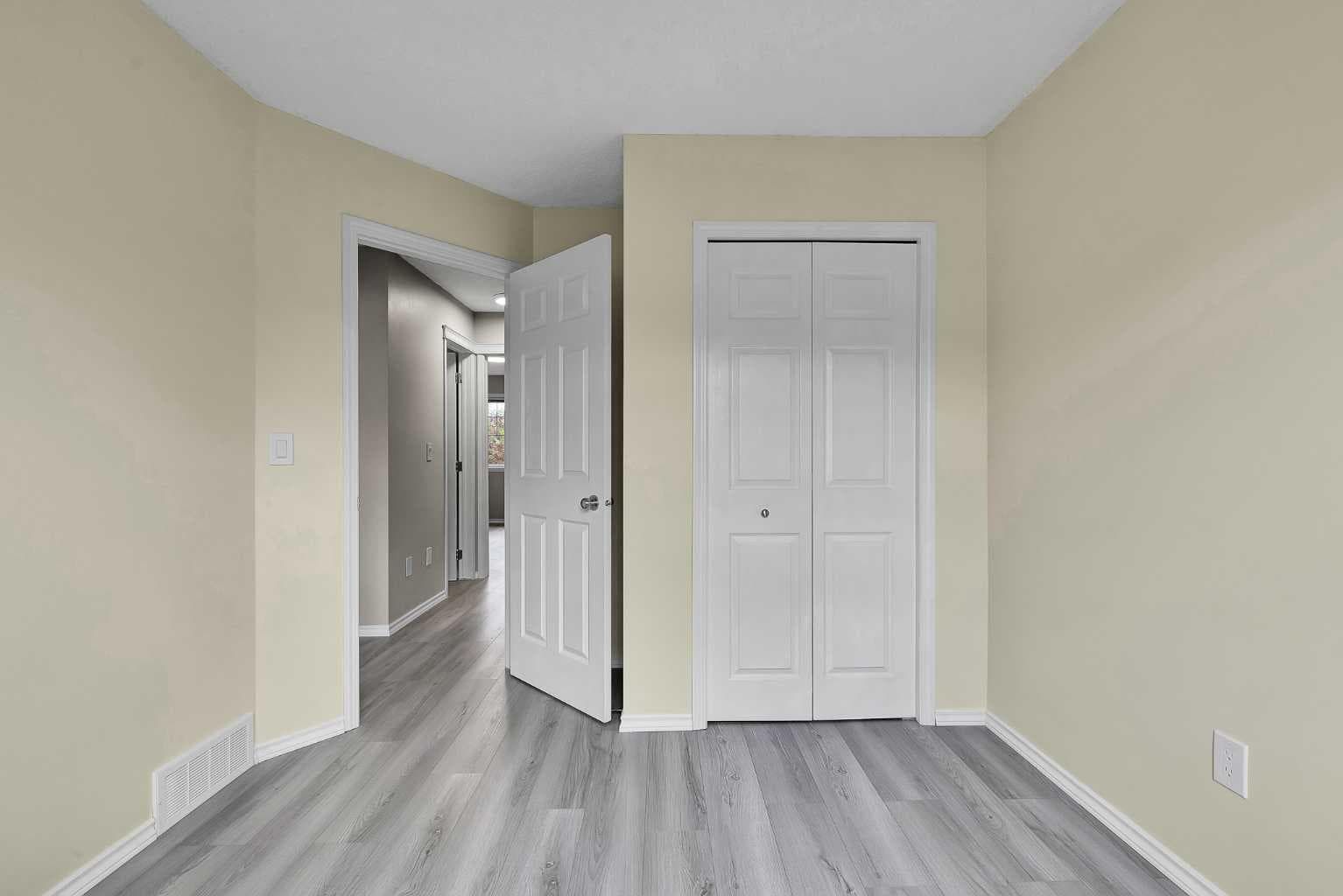 86 Country Village Gate NE