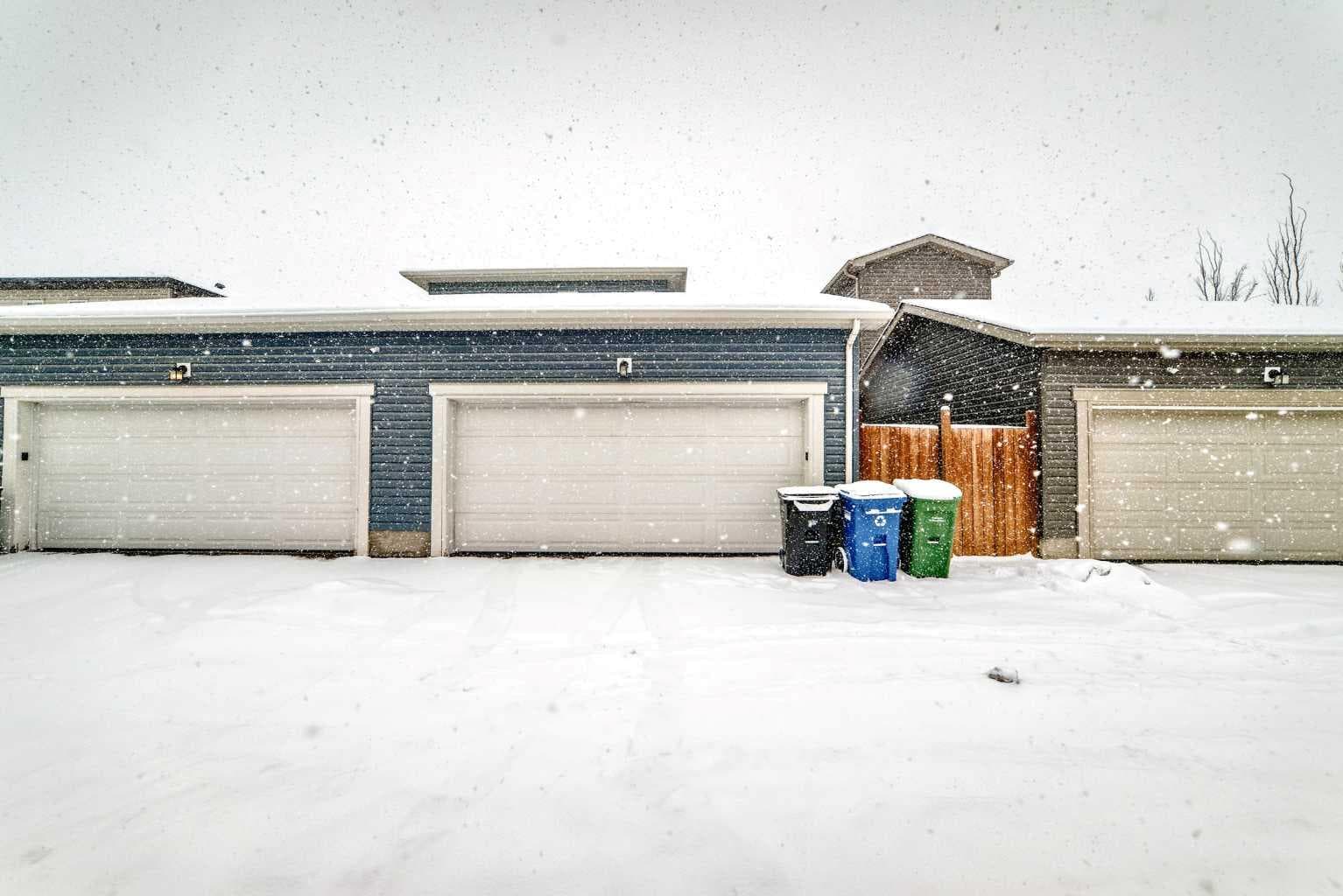 372 Carrington Way NW