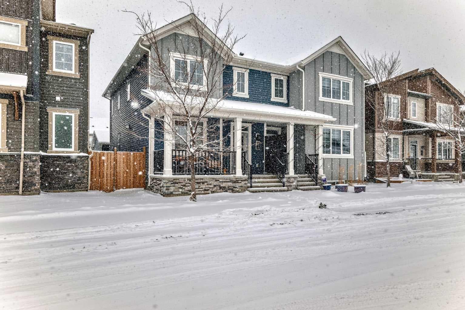 372 Carrington Way NW