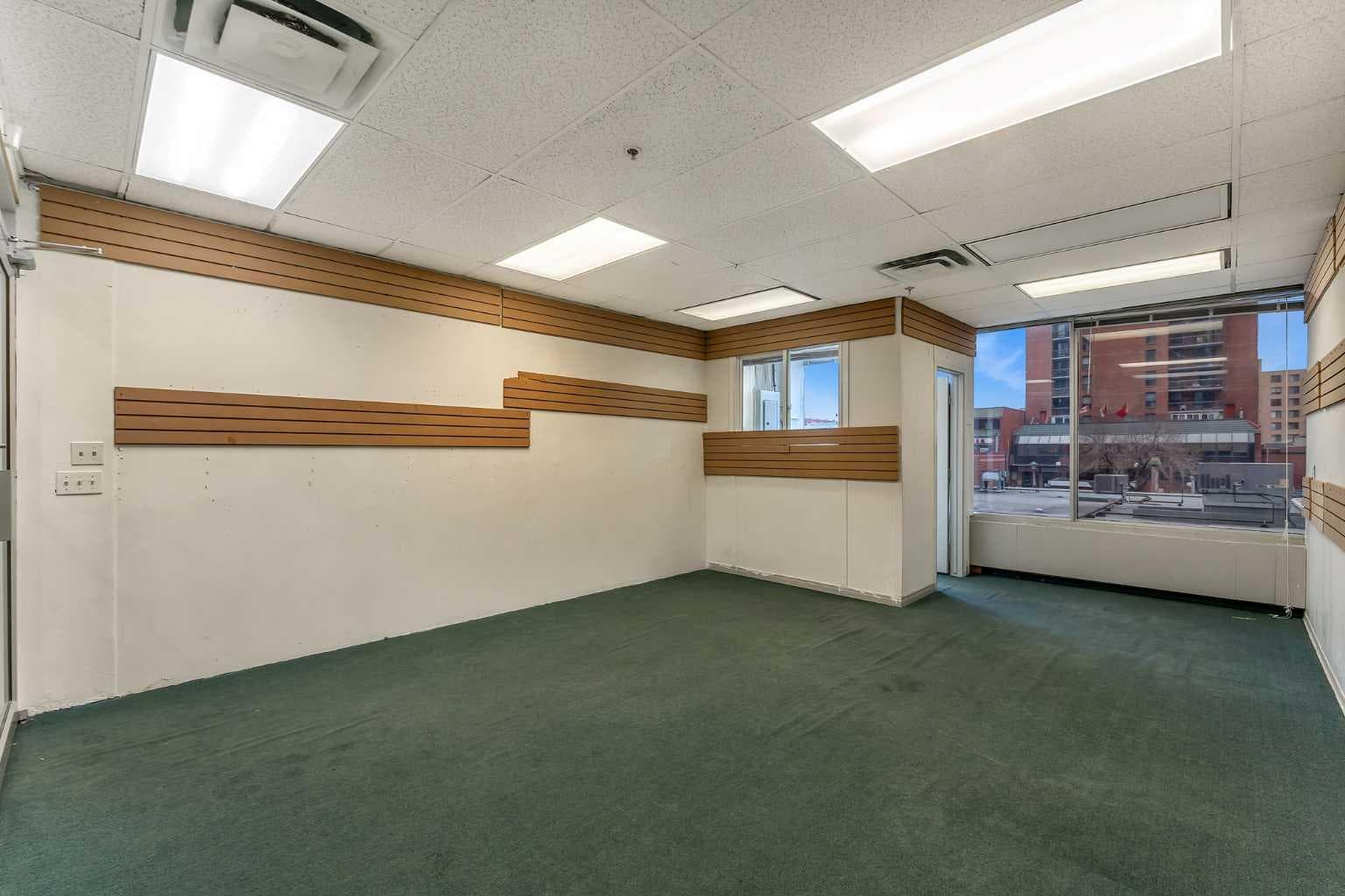 246, 328 Centre Street SE