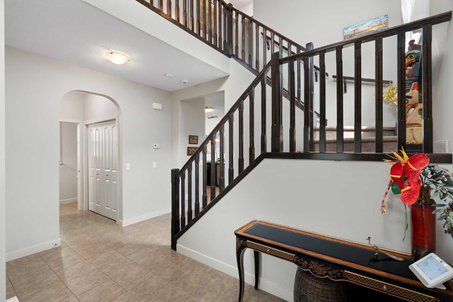 70 Everwoods Park SW