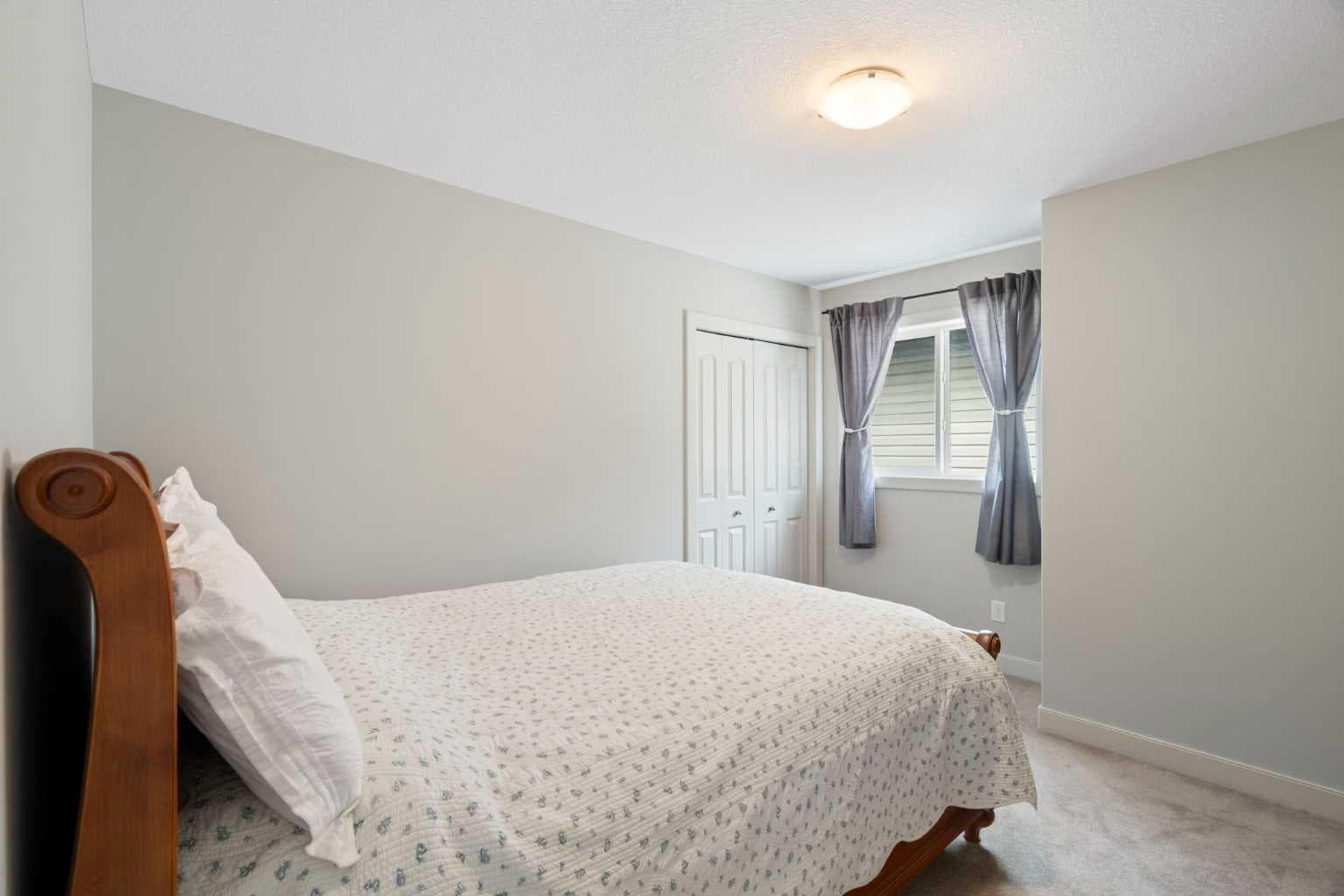 70 Everwoods Park SW