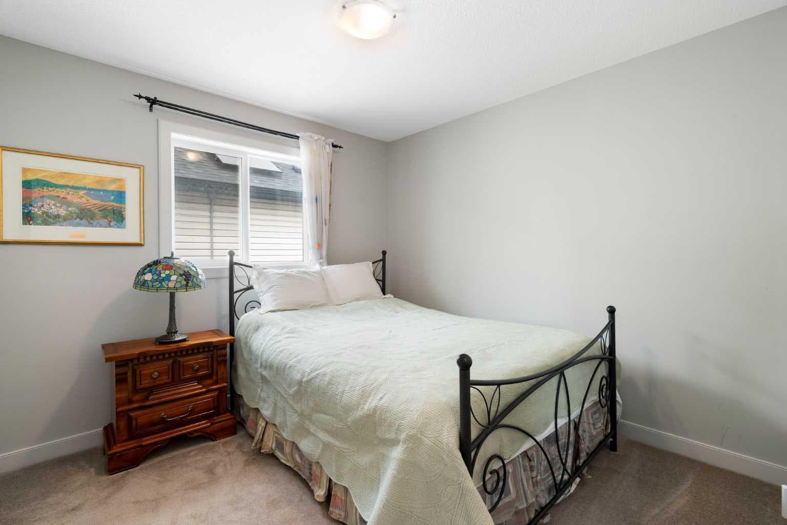 70 Everwoods Park SW