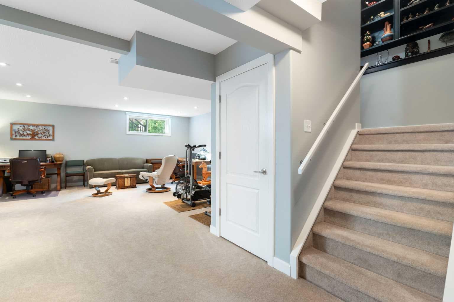 70 Everwoods Park SW