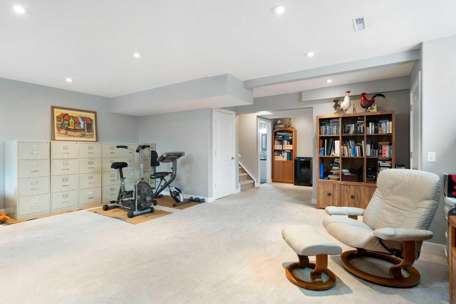 70 Everwoods Park SW