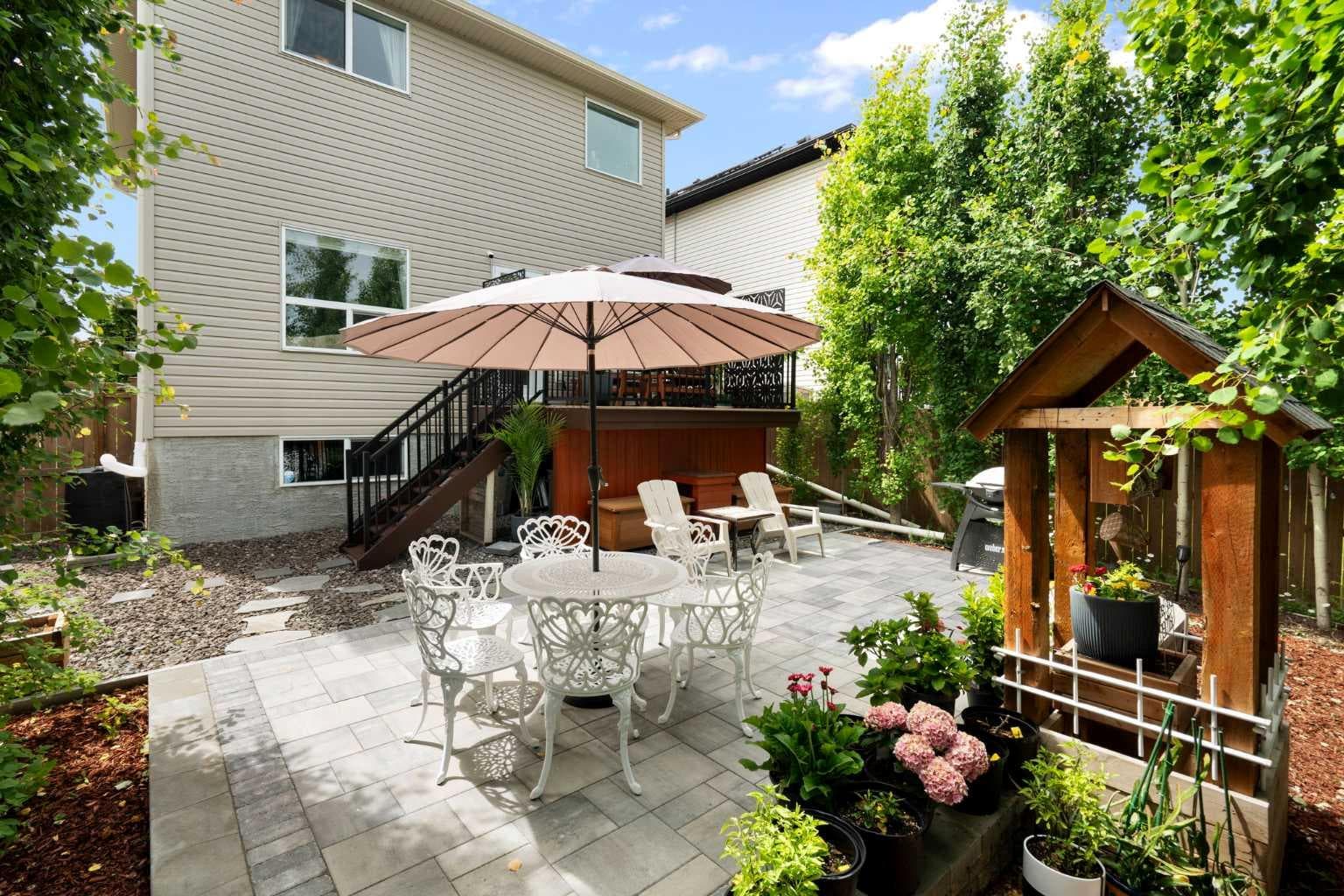 70 Everwoods Park SW